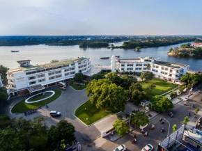 Отель Huong Giang Hotel Resort & Spa  Хюэ